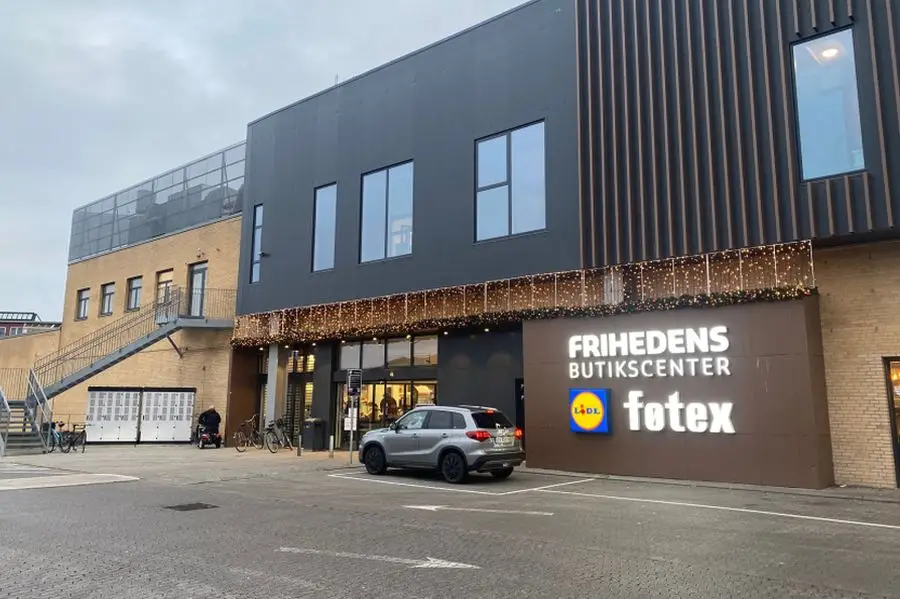 Parkering ved Frihedens Butikscenter