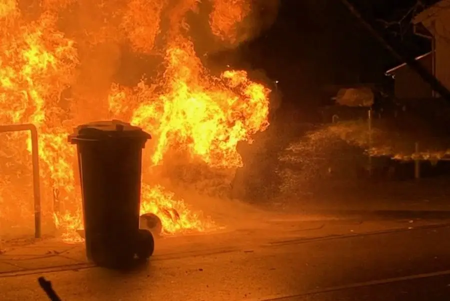 Brændende skraldespand på nytårsnat op til 2025