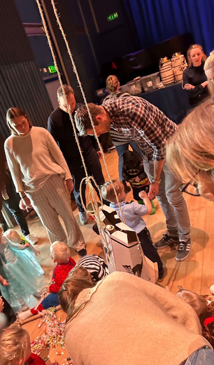 Fastelavn i Kometen ved Risbjerggaards Villaby