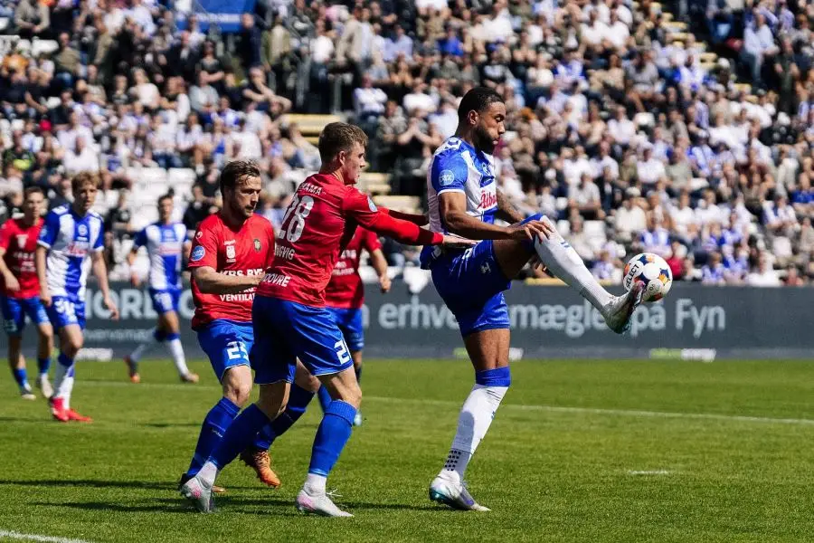 Jay-Roy Grot fra OB over for Nicolaj Jungvig fra Hvidovre