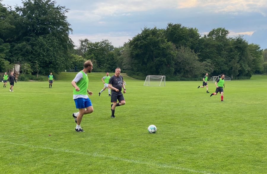 Fædreholdet spiller i Vigerslevparken