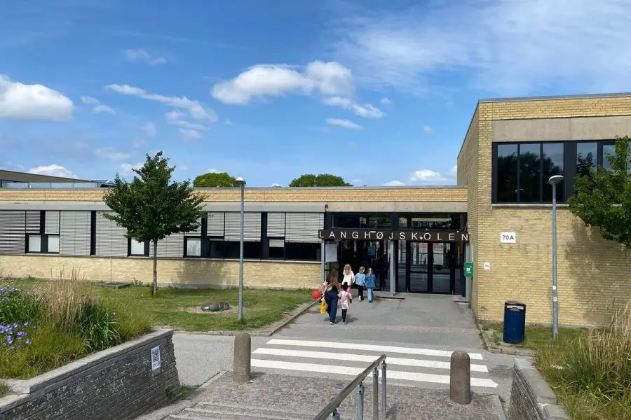 Langhøjskolen