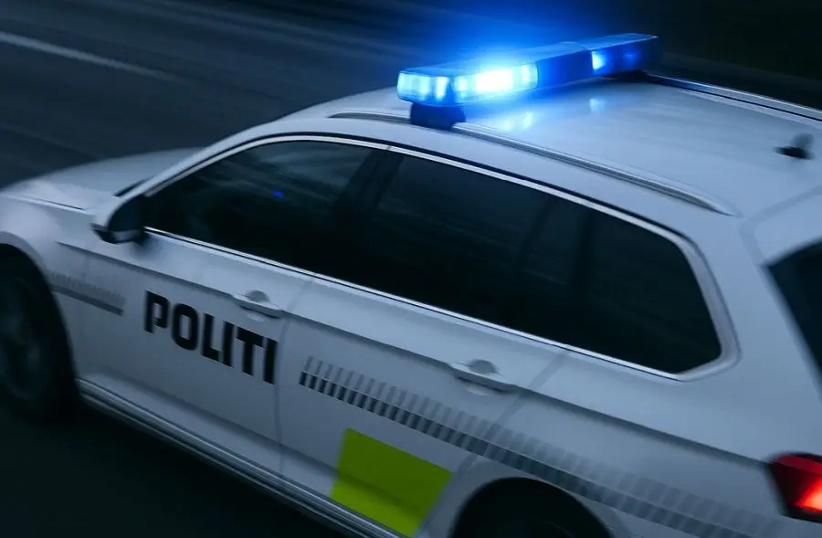 Blå blink på politibil