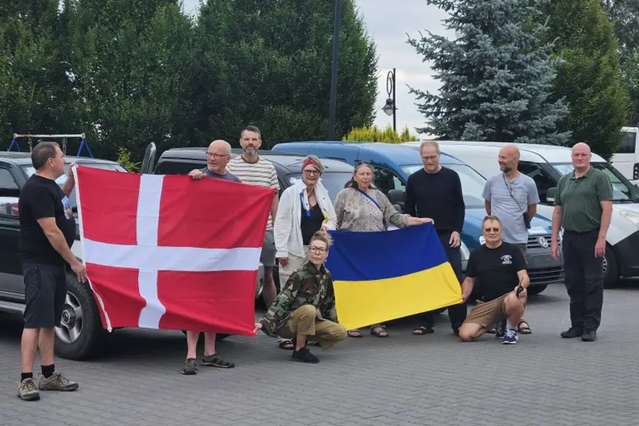 Pensionist fra Hvidovre har kørt biler til Ukraine