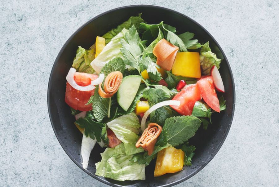 Fattoush-salat hos Lubnan