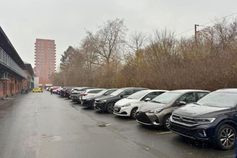 Biler ved Hvidovre C