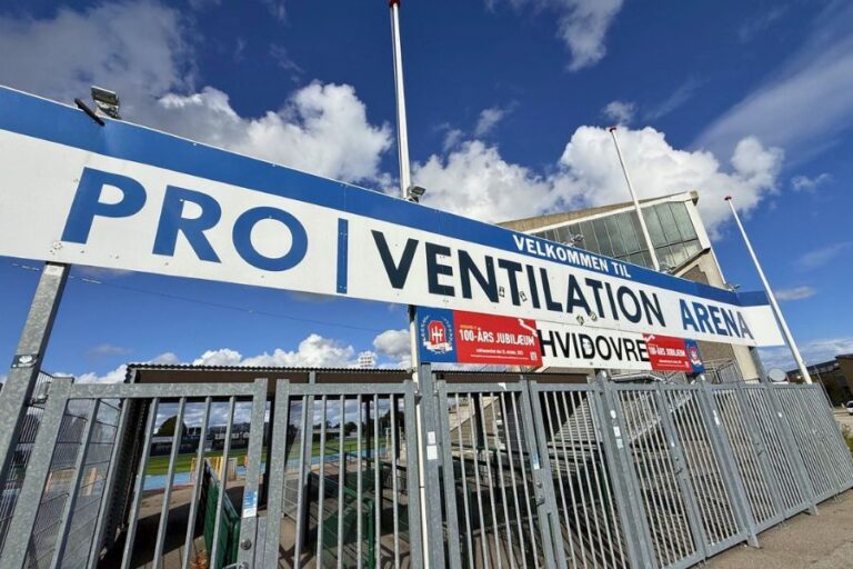 Hvidovre Stadion set udefra