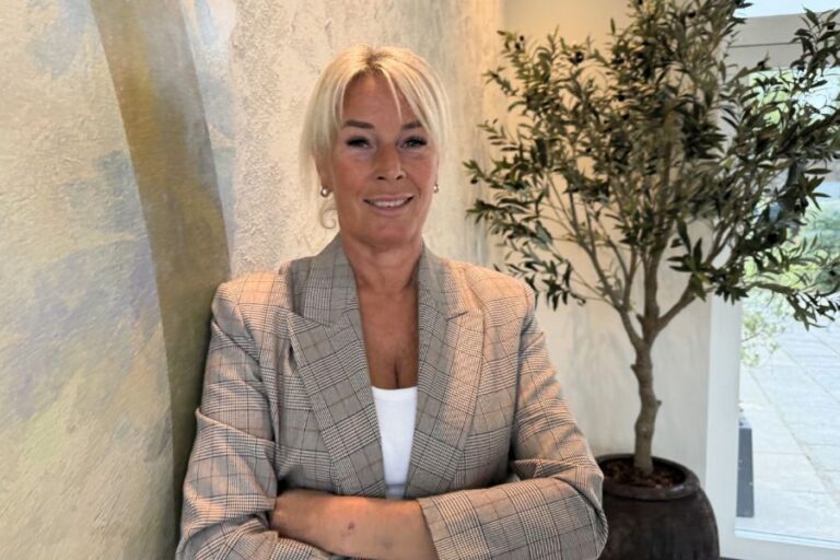 Tina Holm i Fru Holms Køkken